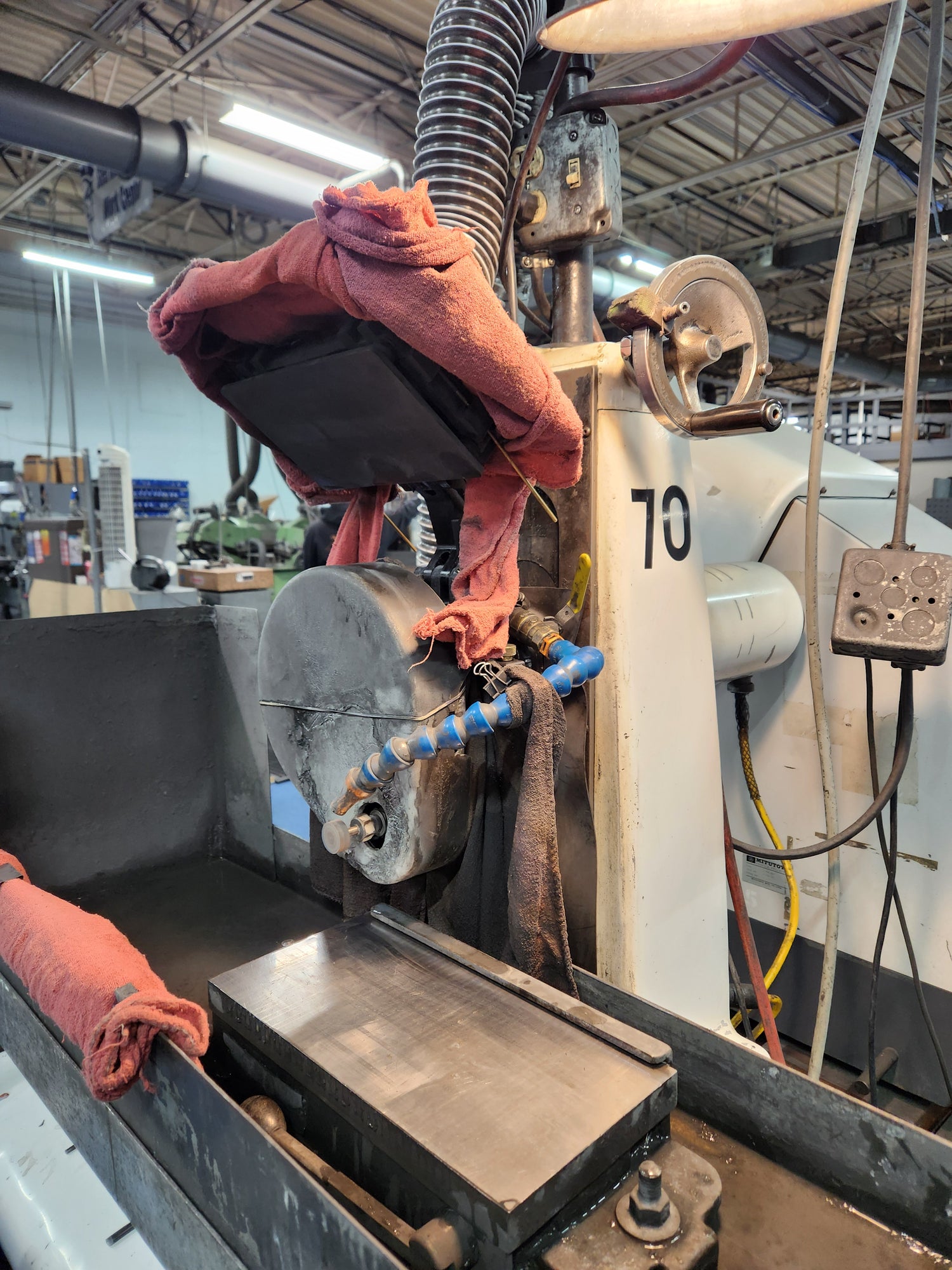 Helix Mist Extraction surface grinder ventilation.