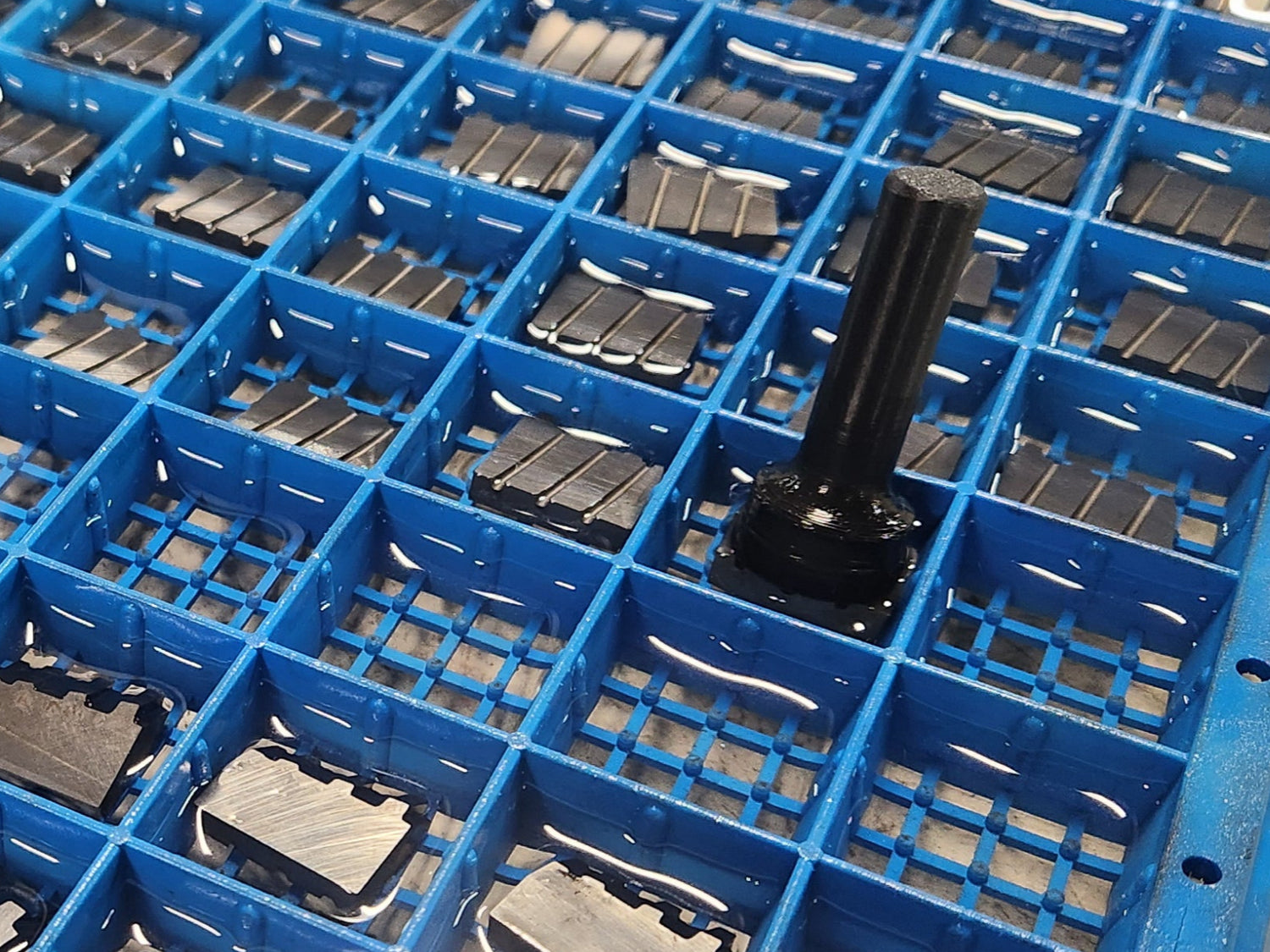 Helix Mist Extraction neodymium magnet part picker